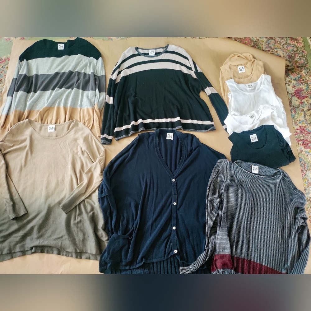 Lot 14 Pieces PLA-NET By Linda G  Tops Pre-owned NICE!